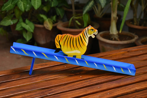 Walking Toy: Tiger