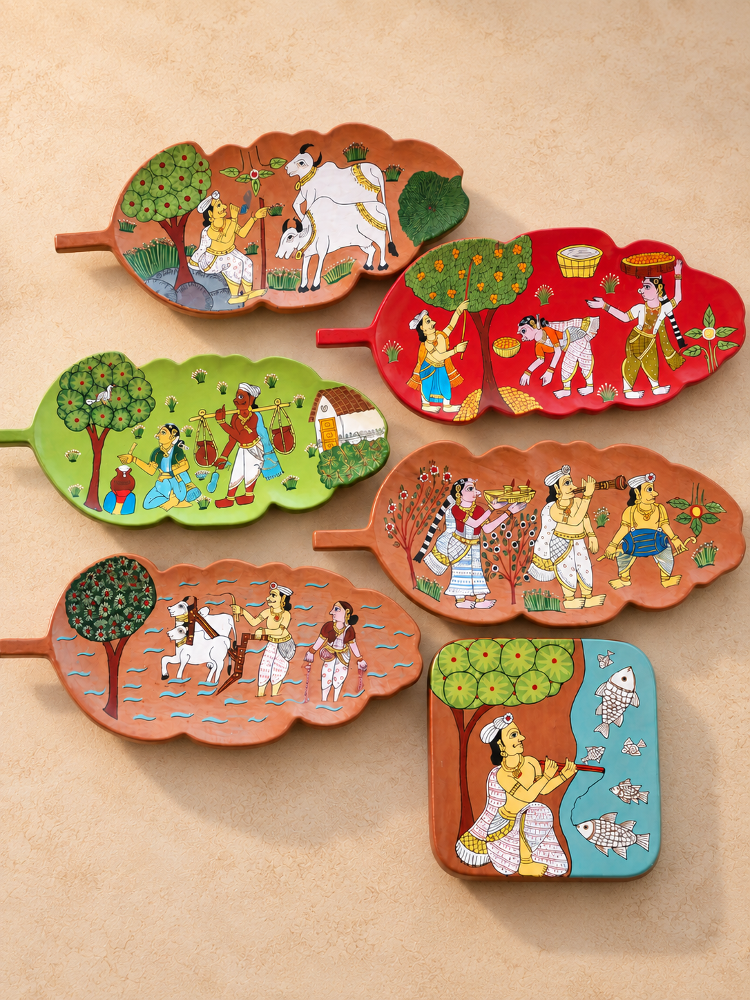 Hand Painted Cheriyal Tray - Leaf Assorted designs