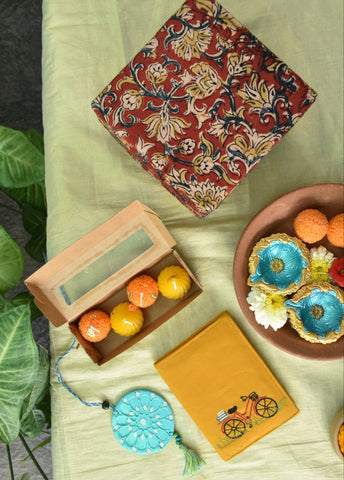 Marigold Hamper
