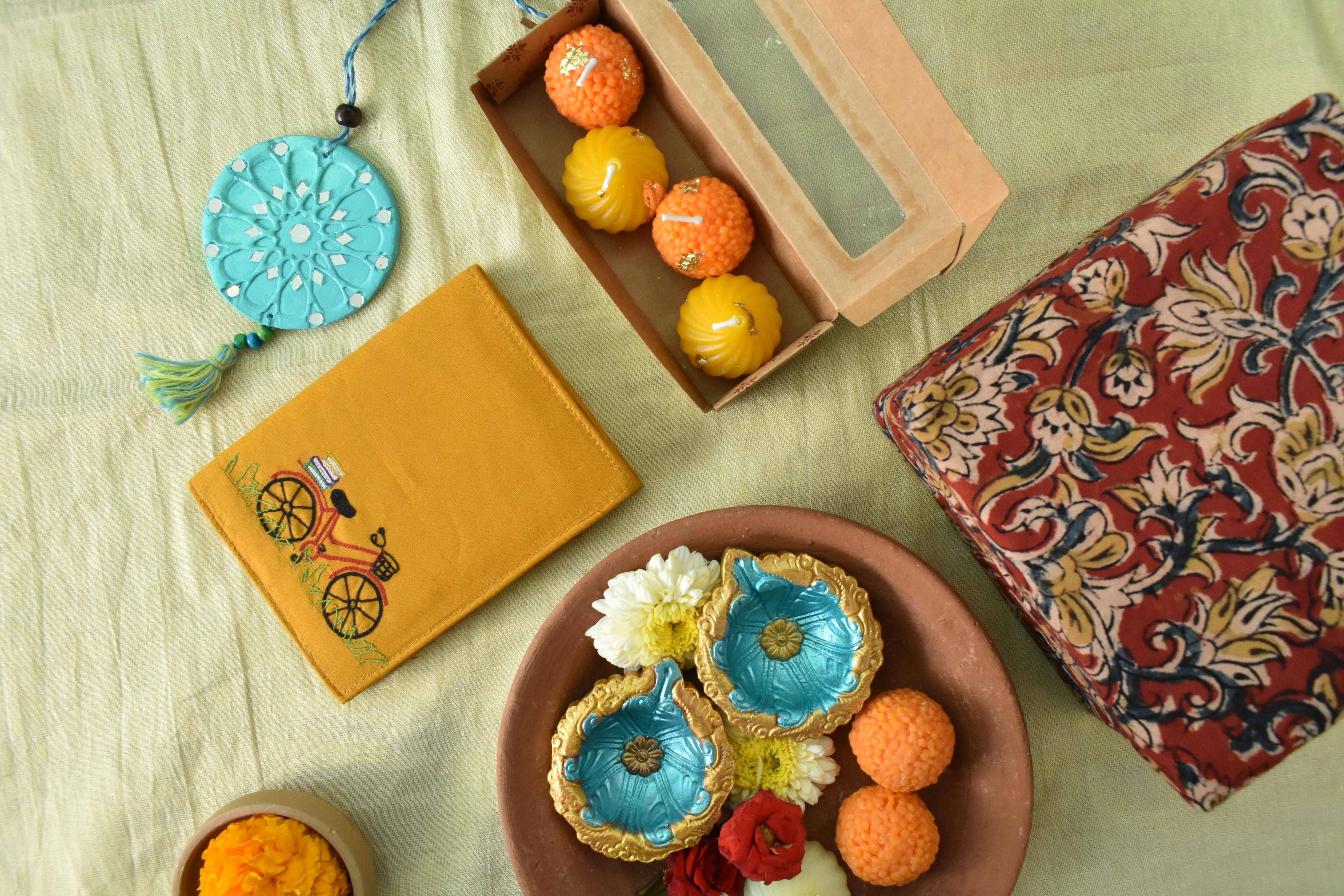 Marigold Hamper