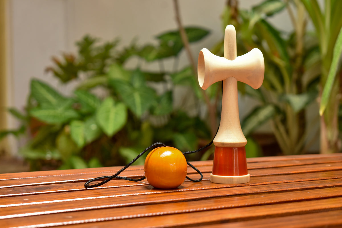 Kendama toy - Yellow