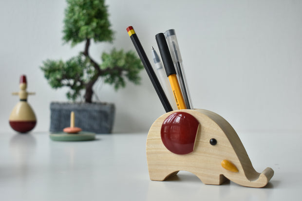 Elephant Mobile Holder and Penstand